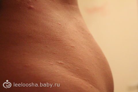 Тату клевера четырехлистного на ноге Тату клевера четырехлистного на ноге
