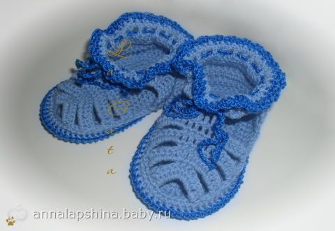 Сандали новорожденным крючком