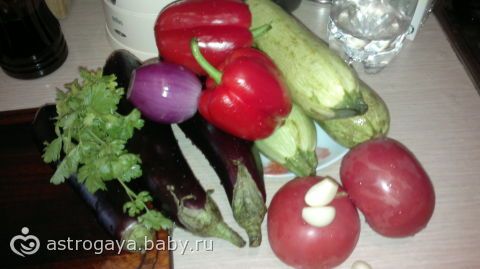 Ника белоцерковская рецепт лазаньи. 1078535.69905330. Ника белоцерковская рецепт лазаньи фото. Ника белоцерковская рецепт лазаньи-1078535.69905330. картинка Ника белоцерковская рецепт лазаньи. картинка 1078535.69905330. Тесто: Замесить тесто, дать ему отдохнуть и раскатать в полосы шириной 15 см и толщиной 1 мм.